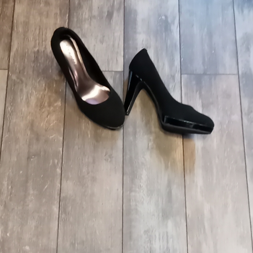 Black heels